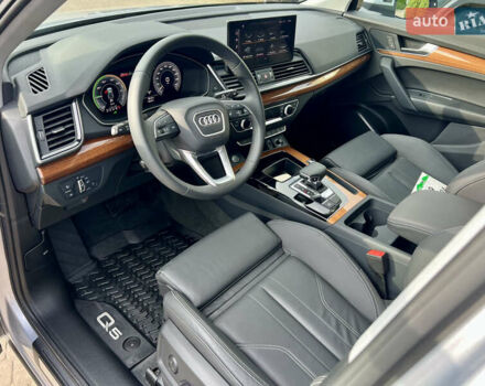 Серый Ауди Ку 5, объемом двигателя 1.98 л и пробегом 3 тыс. км за 52900 $, фото 1 на Automoto.ua