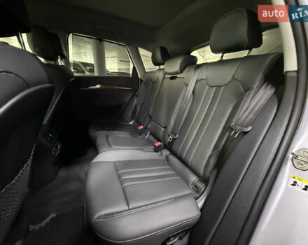 Сірий Ауді Ку 5, об'ємом двигуна 1.98 л та пробігом 5 тис. км за 54000 $, фото 21 на Automoto.ua