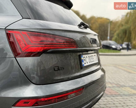 Сірий Ауді Ку 5, об'ємом двигуна 1.98 л та пробігом 12 тис. км за 58100 $, фото 14 на Automoto.ua