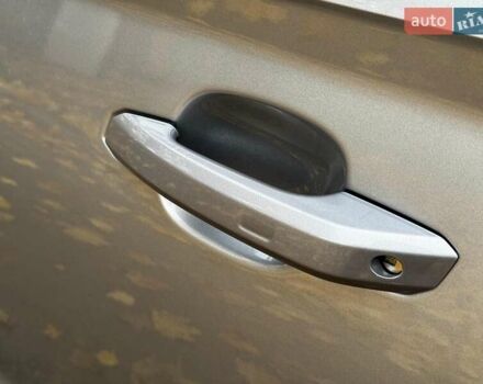 Серый Ауди Ку 5, объемом двигателя 2 л и пробегом 35 тыс. км за 41490 $, фото 17 на Automoto.ua