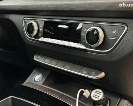 Серый Ауди Ку 5, объемом двигателя 2 л и пробегом 35 тыс. км за 41490 $, фото 38 на Automoto.ua