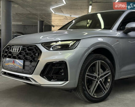 Сірий Ауді Ку 5, об'ємом двигуна 1.98 л та пробігом 5 тис. км за 54000 $, фото 8 на Automoto.ua