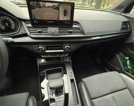 Сірий Ауді Ку 5, об'ємом двигуна 1.98 л та пробігом 12 тис. км за 58100 $, фото 57 на Automoto.ua