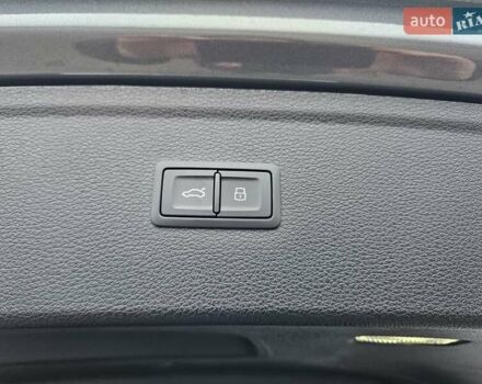 Серый Ауди Ку 5, объемом двигателя 1.98 л и пробегом 2 тыс. км за 57000 $, фото 21 на Automoto.ua