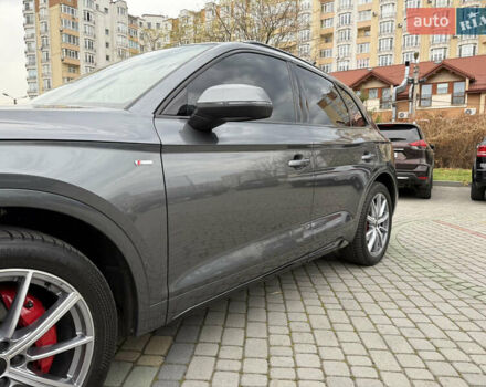 Сірий Ауді Ку 5, об'ємом двигуна 1.98 л та пробігом 12 тис. км за 58100 $, фото 11 на Automoto.ua