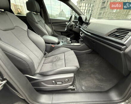 Сірий Ауді Ку 5, об'ємом двигуна 1.98 л та пробігом 12 тис. км за 58100 $, фото 38 на Automoto.ua