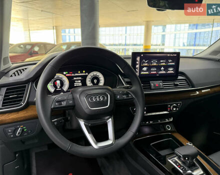 Сірий Ауді Ку 5, об'ємом двигуна 1.98 л та пробігом 5 тис. км за 54000 $, фото 24 на Automoto.ua