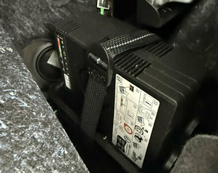 Сірий Ауді Ку 5, об'ємом двигуна 1.98 л та пробігом 12 тис. км за 58100 $, фото 28 на Automoto.ua