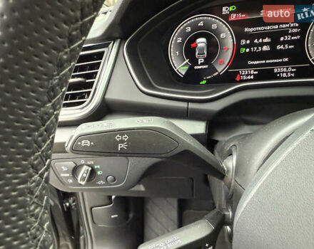 Сірий Ауді Ку 5, об'ємом двигуна 1.98 л та пробігом 12 тис. км за 58100 $, фото 67 на Automoto.ua