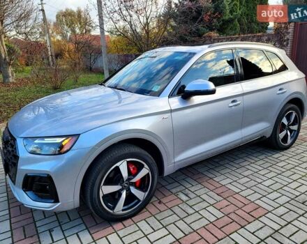 Сірий Ауді Ку 5, об'ємом двигуна 1.98 л та пробігом 13 тис. км за 47000 $, фото 3 на Automoto.ua