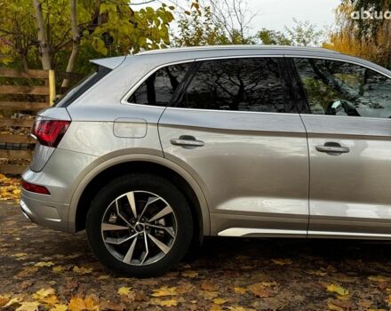 Серый Ауди Ку 5, объемом двигателя 2 л и пробегом 35 тыс. км за 41490 $, фото 4 на Automoto.ua