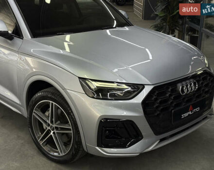 Сірий Ауді Ку 5, об'ємом двигуна 1.98 л та пробігом 5 тис. км за 54000 $, фото 2 на Automoto.ua