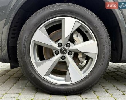 Серый Ауди Ку 5, объемом двигателя 1.98 л и пробегом 9 тыс. км за 39700 $, фото 51 на Automoto.ua