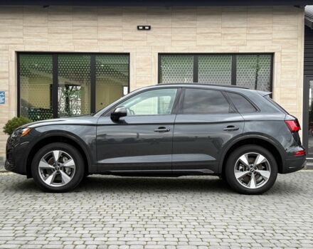 Серый Ауди Ку 5, объемом двигателя 2 л и пробегом 9 тыс. км за 39700 $, фото 4 на Automoto.ua