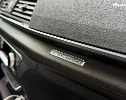 Серый Ауди Ку 5, объемом двигателя 2 л и пробегом 35 тыс. км за 41490 $, фото 40 на Automoto.ua