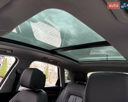 Серый Ауди Ку 5, объемом двигателя 1.98 л и пробегом 9 тыс. км за 39700 $, фото 25 на Automoto.ua