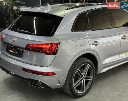 Сірий Ауді Ку 5, об'ємом двигуна 1.98 л та пробігом 5 тис. км за 54000 $, фото 16 на Automoto.ua