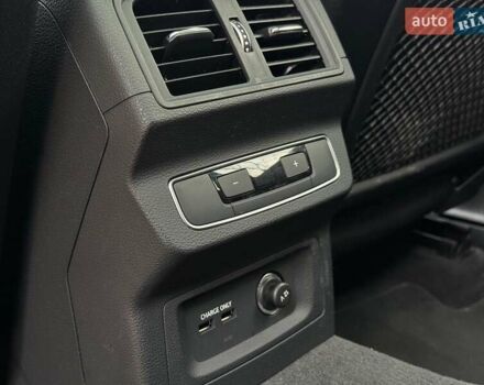 Серый Ауди Ку 5, объемом двигателя 2 л и пробегом 35 тыс. км за 41490 $, фото 14 на Automoto.ua