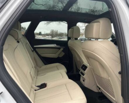 Сірий Ауді Ку 5, об'ємом двигуна 2 л та пробігом 20 тис. км за 19800 $, фото 10 на Automoto.ua