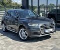 Серый Ауди Ку 5, объемом двигателя 2 л и пробегом 178 тыс. км за 22900 $, фото 1 на Automoto.ua