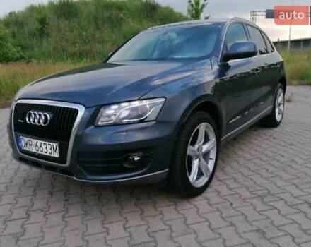 Серый Ауди Ку 5, объемом двигателя 3 л и пробегом 216 тыс. км за 8000 $, фото 1 на Automoto.ua