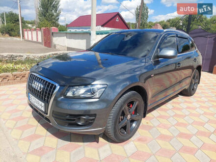 Ауди Ку 5 2009 в Николаеве на Automoto.ua Серый Ауди Ку 5, объемом двигателя 2.97 л и пробегом 279 тыс. км за 13500 $, фото 1 на Automoto.ua