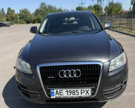 Сірий Ауді Ку 5, об'ємом двигуна 3.2 л та пробігом 300 тис. км за 8900 $, фото 1 на Automoto.ua