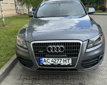 Серый Ауди Ку 5, объемом двигателя 1.98 л и пробегом 188 тыс. км за 12900 $, фото 1 на Automoto.ua