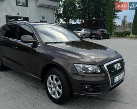 Сірий Ауді Ку 5, об'ємом двигуна 2 л та пробігом 113 тис. км за 16000 $, фото 1 на Automoto.ua