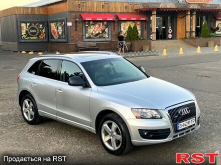 Сірий Ауді Ку 5, об'ємом двигуна 2 л та пробігом 250 тис. км за 11900 $, фото 1 на Automoto.ua