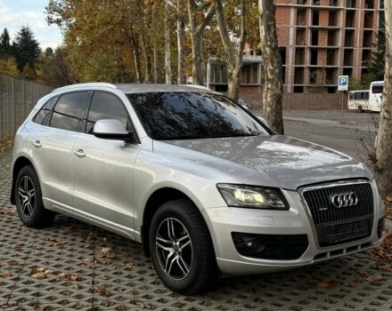 Ауди Ку 5 2011 в Мукачеве на Automoto.ua Серый Ауди Ку 5, объемом двигателя 2 л и пробегом 270 тыс. км за 15500 $, фото 1 на Automoto.ua