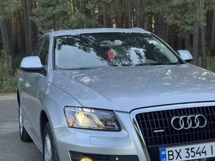Ауди Ку 5 2011 в Славуте на Automoto.ua Серый Ауди Ку 5, объемом двигателя 3.2 л и пробегом 199 тыс. км за 12900 $, фото 1 на Automoto.ua