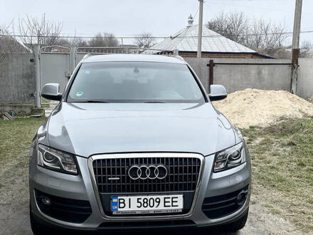 Ауді Ку 5 2011 у Полтаві на Automoto.ua Сірий Ауді Ку 5, об'ємом двигуна 2 л та пробігом 318 тис. км за 16800 $, фото 1 на Automoto.ua