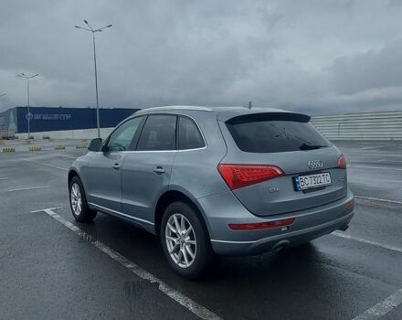 Серый Ауди Ку 5, объемом двигателя 2 л и пробегом 216 тыс. км за 10500 $, фото 1 на Automoto.ua