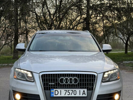 Сірий Ауді Ку 5, об'ємом двигуна 1.98 л та пробігом 288 тис. км за 13000 $, фото 1 на Automoto.ua