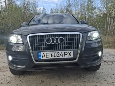 Серый Ауди Ку 5, объемом двигателя 2 л и пробегом 212 тыс. км за 14700 $, фото 1 на Automoto.ua