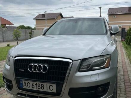 Ауди Ку 5 2012 в Мукачеве на Automoto.ua Серый Ауди Ку 5, объемом двигателя 1.98 л и пробегом 286 тыс. км за 10800 $, фото 1 на Automoto.ua
