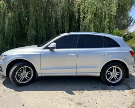 Серый Ауди Ку 5, объемом двигателя 2 л и пробегом 180 тыс. км за 13500 $, фото 1 на Automoto.ua