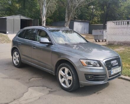Серый Ауди Ку 5, объемом двигателя 2 л и пробегом 200 тыс. км за 14000 $, фото 1 на Automoto.ua