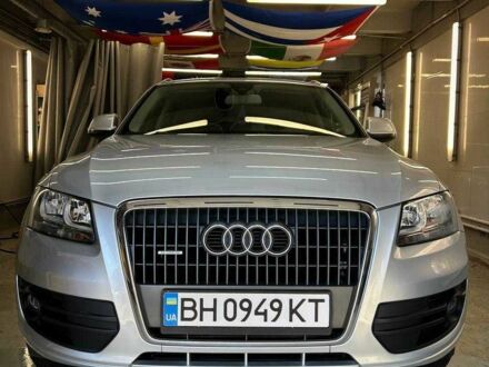 Ауді Ку 5 2012 у Одесі на Automoto.ua Сірий Ауді Ку 5, об'ємом двигуна 0 л та пробігом 153 тис. км за 17500 $, фото 1 на Automoto.ua
