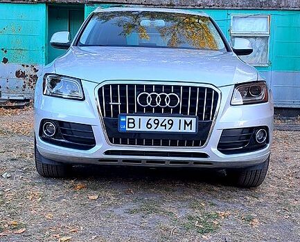 Сірий Ауді Ку 5, об'ємом двигуна 2 л та пробігом 176 тис. км за 16200 $, фото 1 на Automoto.ua