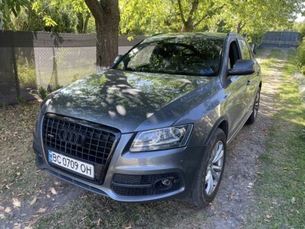Сірий Ауді Ку 5, об'ємом двигуна 3 л та пробігом 302 тис. км за 14895 $, фото 1 на Automoto.ua