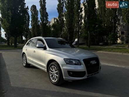 Серый Ауди Ку 5, объемом двигателя 2 л и пробегом 219 тыс. км за 14200 $, фото 1 на Automoto.ua
