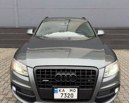 Серый Ауди Ку 5, объемом двигателя 3.2 л и пробегом 250 тыс. км за 13000 $, фото 1 на Automoto.ua