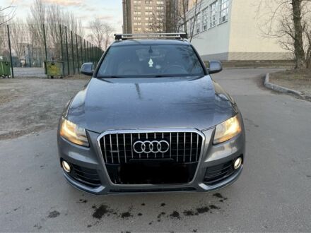 Ауди Ку 5 2014 в Днепре (Днепропетровске) на Automoto.ua Серый Ауди Ку 5, объемом двигателя 2 л и пробегом 220 тыс. км за 11999 $, фото 1 на Automoto.ua