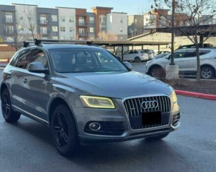 Серый Ауди Ку 5, объемом двигателя 2 л и пробегом 122 тыс. км за 3900 $, фото 1 на Automoto.ua