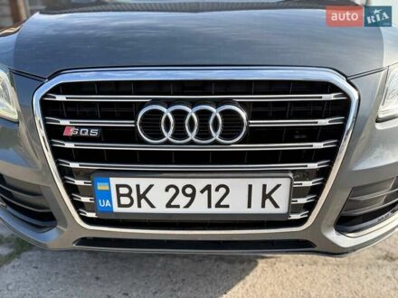 Ауди Ку 5 2014 в Нетешине на Automoto.ua Серый Ауди Ку 5, объемом двигателя 2 л и пробегом 218 тыс. км за 14800 $, фото 1 на Automoto.ua