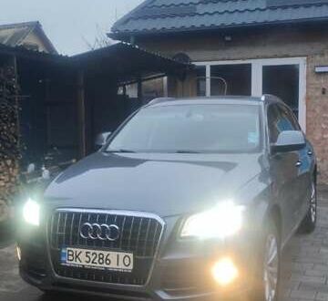 Серый Ауди Ку 5, объемом двигателя 2 л и пробегом 237 тыс. км за 15700 $, фото 1 на Automoto.ua