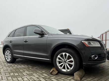 Серый Ауди Ку 5, объемом двигателя 1.98 л и пробегом 300 тыс. км за 9400 $, фото 1 на Automoto.ua