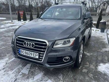 Серый Ауди Ку 5, объемом двигателя 2 л и пробегом 242 тыс. км за 10147 $, фото 1 на Automoto.ua